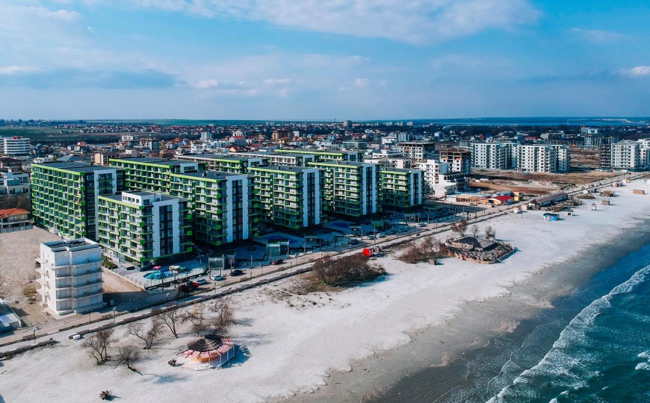 Alezzi Beach Resort Нэводари Экстерьер фото