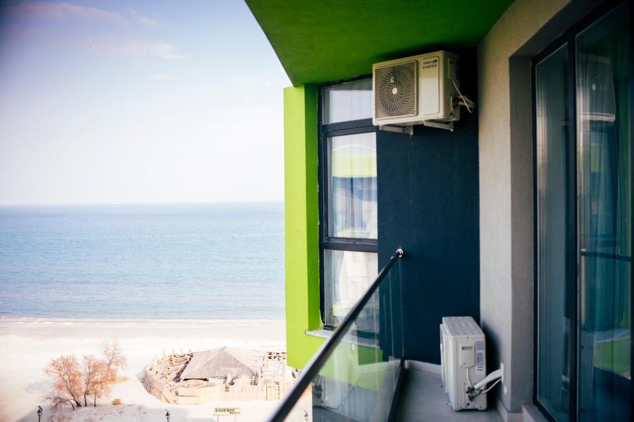 Alezzi Beach Resort Нэводари Экстерьер фото