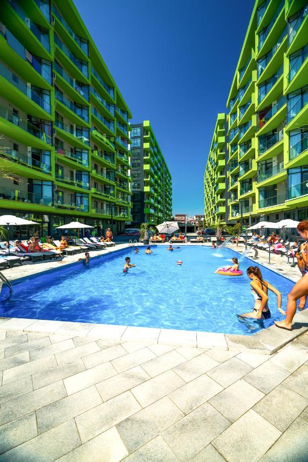 Alezzi Beach Resort Нэводари Экстерьер фото