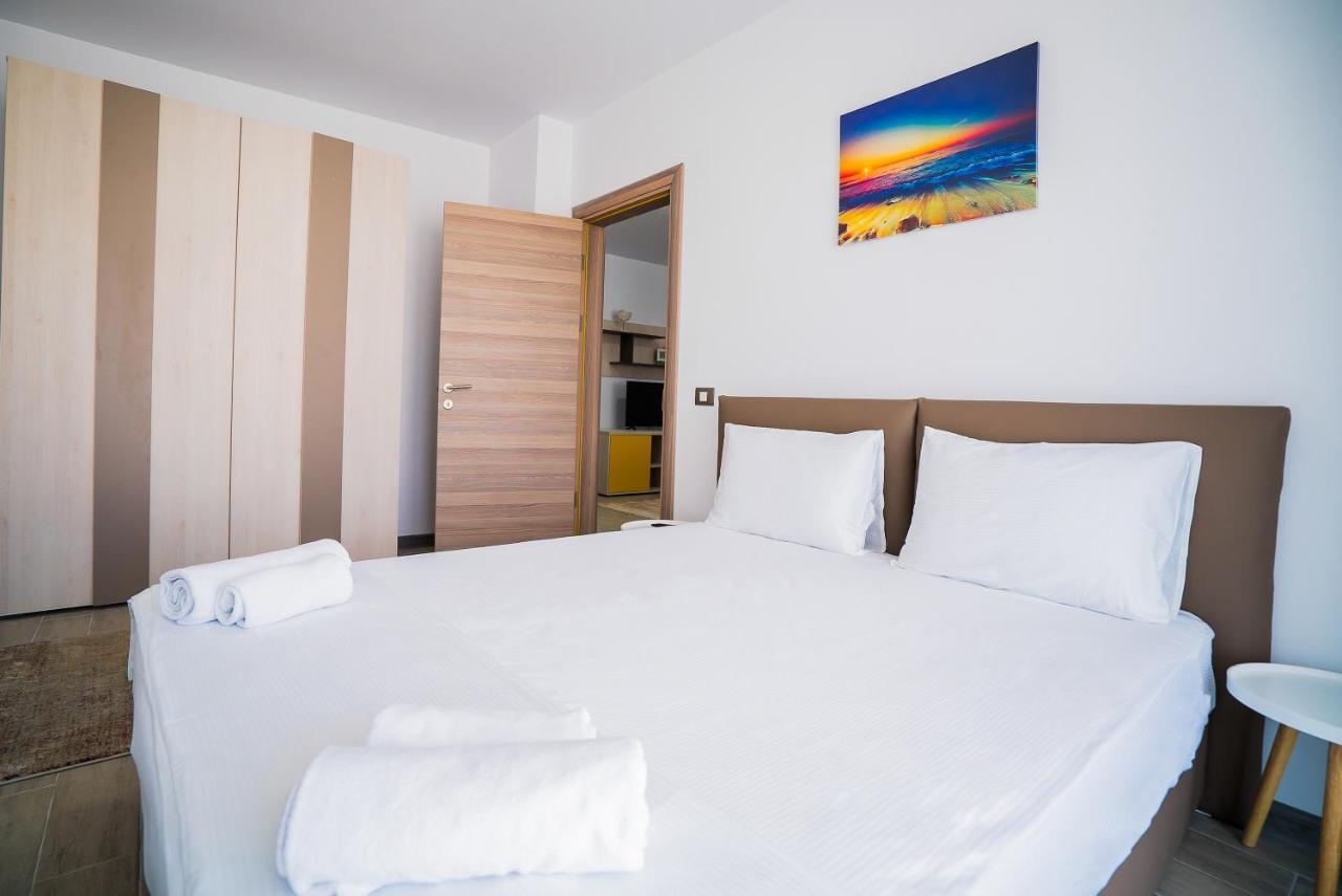 Alezzi Beach Resort Нэводари Экстерьер фото