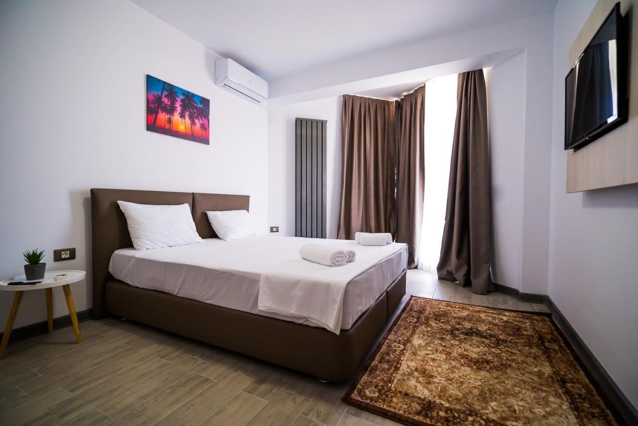Alezzi Beach Resort Нэводари Экстерьер фото